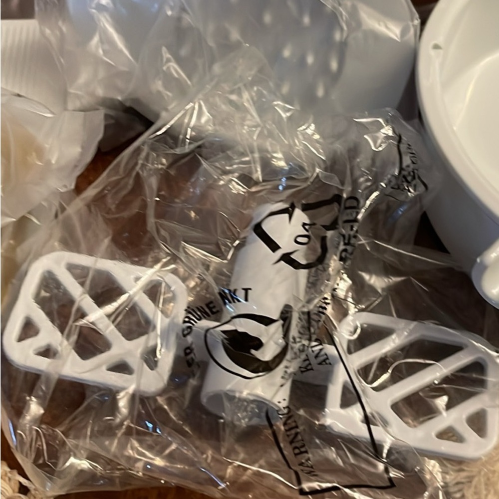 White Kitchen Tools Set for Efficient Cooking - Picture 3 of 7